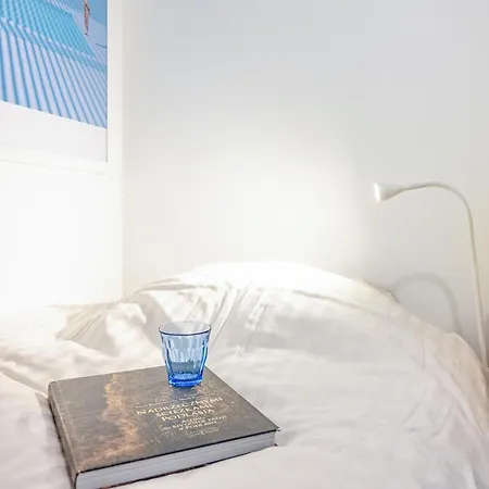 1 Bedroom Awesome In 아파트