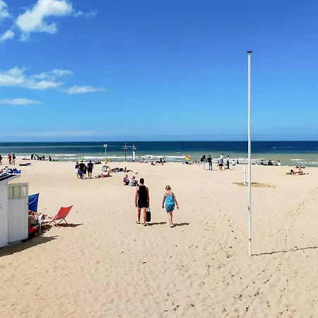 1 Bedroom Awesome In 아파트 *